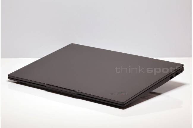 Thinkpad E16 A Gen 3-3