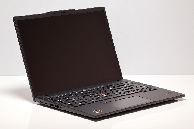 Thinkpad P14s A Gen 5-0