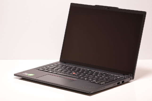 Thinkpad T14 A Gen 5-1